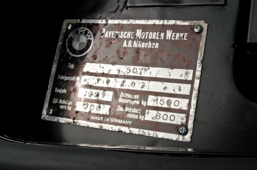 Моторный отсек BMW 507 (Series II) 1957 года  (фото 71 из 177)